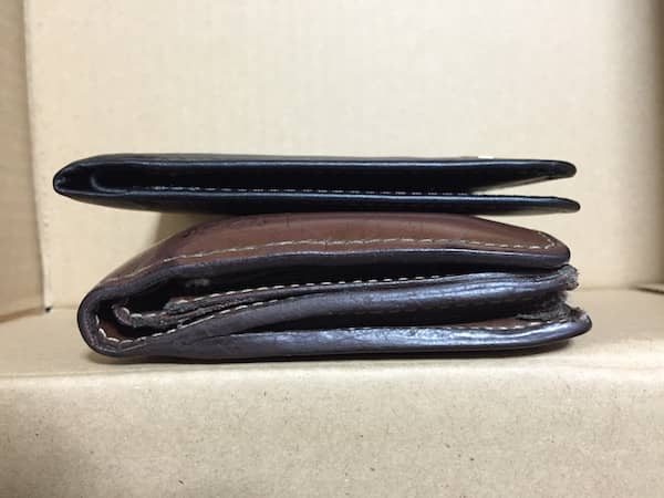 財布の厚さを比較